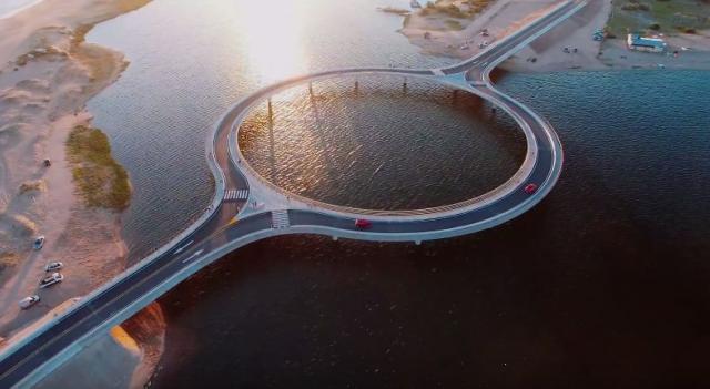 Urugvajci napravili kružni most (VIDEO)